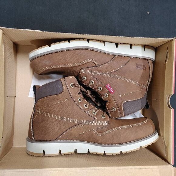 Levi's Cedar Brown Trail WX NP Hiker Chukka Boots 9 - Picture 1 of 6